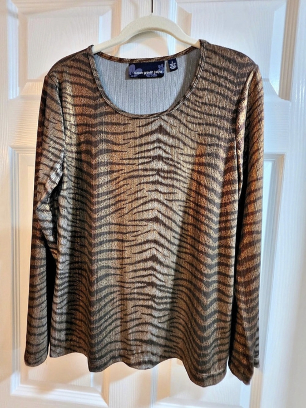 Susan Graver Long Sleeve Animal Print Top in Brown & Black Size Small